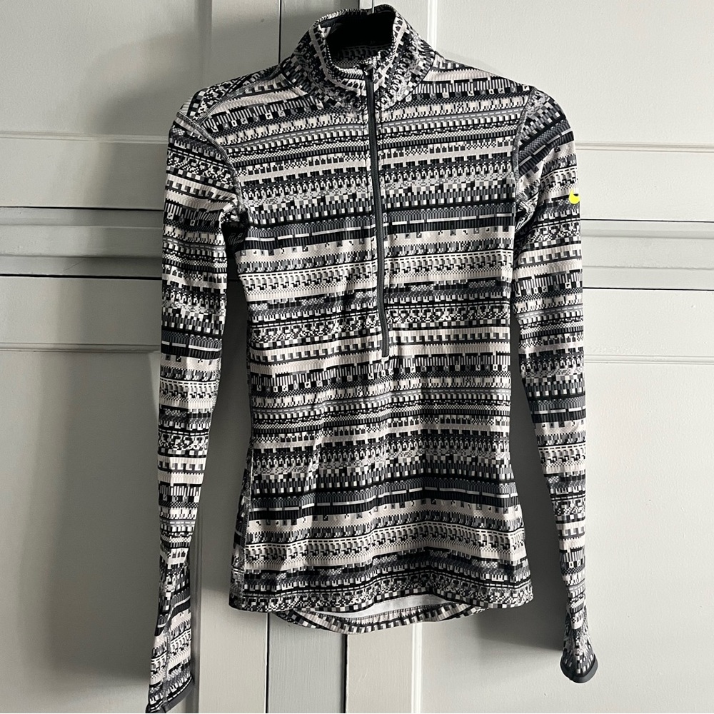 Nike long sleeve quarter zip